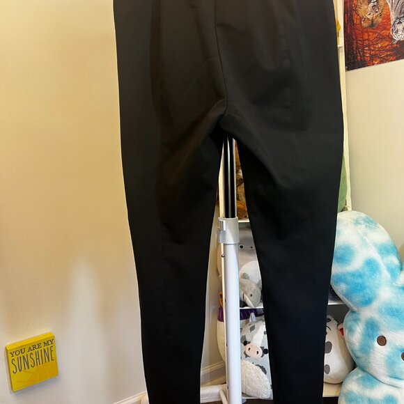 Ann Taylor Black Zipper Ankle Dress Pants Size 10 - Picture 2 of 6